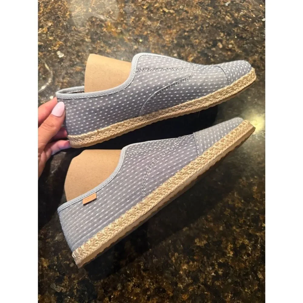 TOMS Palmera Plus Size 7 NWT Slip-On Casual Shoes in Light Gray Dot Pattern